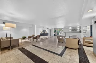 Photo #6: 82041262 Listing