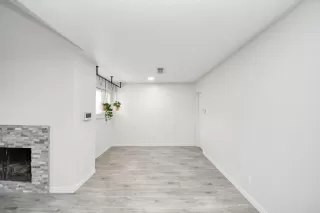 Photo #6: 82069766 Listing