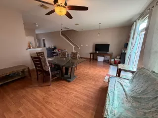 Photo #4: 82387947 Listing 