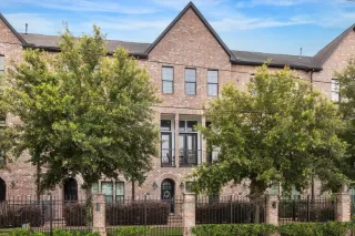 Browse active condo listings in FANNIN STATION