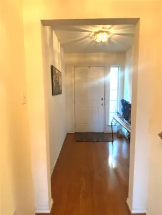 Photo #2: 82498391 Listing 