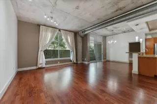 Photo #4: 82649565 Listing 