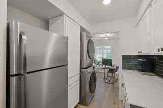 Photo #3: 82733173 Listing 