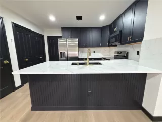 Photo #2: 82739449 Listing 