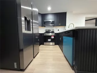 Photo #3: 82739449 Listing 