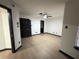 Photo #4: 82739449 Listing 