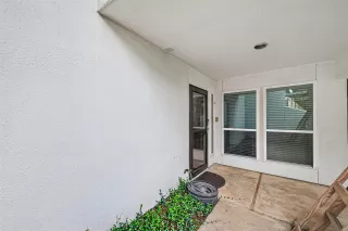 Photo #4: 82764006 Listing