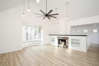 Photo #4: 82802396 Listing 