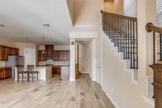 Photo #4: 83145187 Listing 