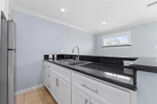 Photo #3: 8320482 Listing 