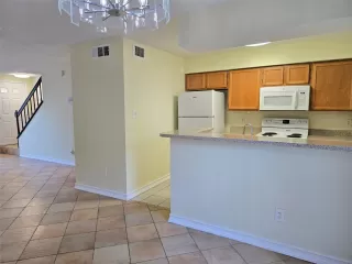 Photo #5: 83336080 Listing 