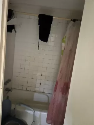 Photo #6: 83469570 Listing 