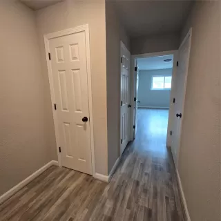 Photo #5: 8408502 Listing 