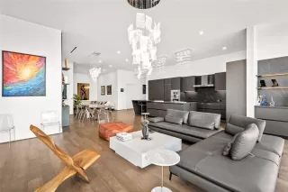 Photo #5: 84168293 Listing