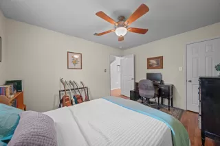 Photo #4: 84248777 Listing