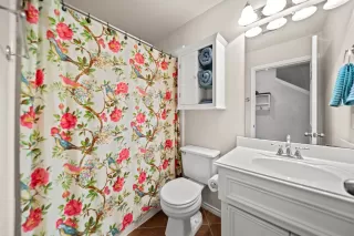 Photo #5: 84248777 Listing