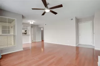 Photo #3: 84480390 Listing 