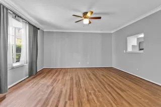 Photo #5: 84735163 Listing