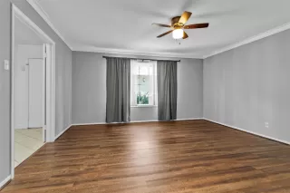 Photo #6: 84735163 Listing