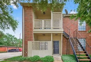 Photo #1: 85278564 Listing 