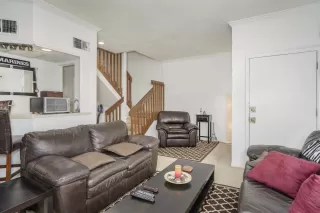 Photo #2: 85699889 Listing 