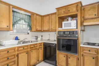 Photo #3: 85699889 Listing 