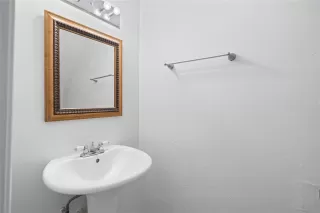 Photo #4: 85835076 Listing