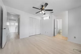 Photo #5: 85835076 Listing