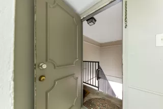 Photo #3: 86338026 Listing