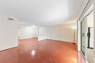 Photo #5: 86338026 Listing