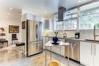 Photo #6: 86424550 Listing 