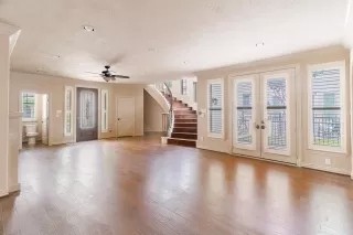 Photo #6: 86853149 Listing 