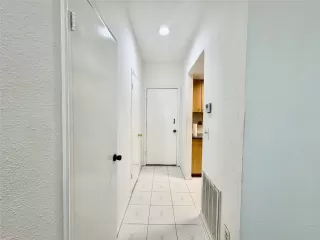 Photo #2: 87227477 Listing 