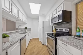 Photo #5: 87643224 Listing 