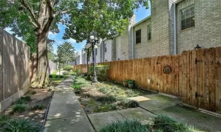 Photo #2: 87721451 Listing 