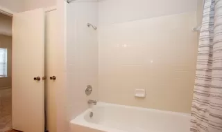 Photo #5: 87721451 Listing 