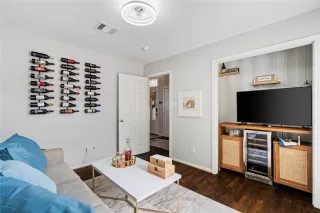 Photo #4: 88385113 Listing 