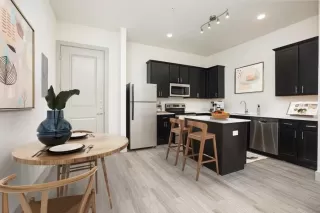 Photo #4: 88453780 Listing 