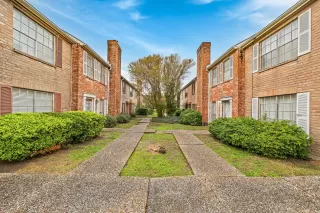 Photo #1: 89055213 Listing