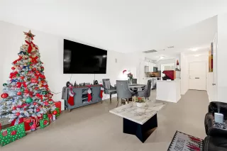 Photo #5: 89249493 Listing