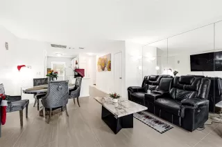 Photo #6: 89249493 Listing