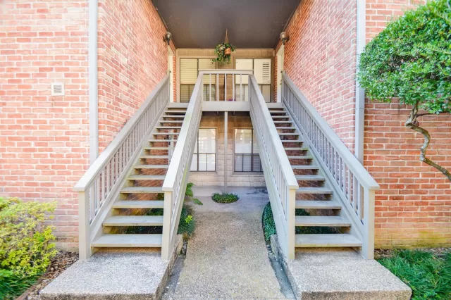 MLS: 89270618 Condo For Sale