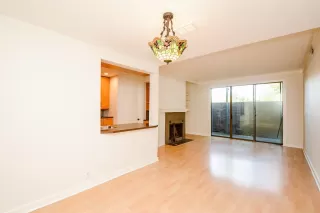 Photo #6: 89270618 Listing 