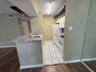 Photo #5: 89391507 Listing 