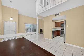 Photo #5: 89419522 Listing 