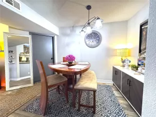 Photo #6: 89510246 Listing 