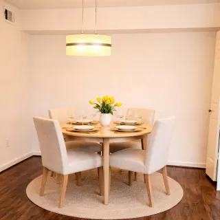 Photo #5: 89672619 Listing 