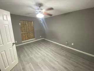 Photo #4: 89954298 Listing