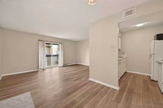 MLS: 8999521 Condo For Sale