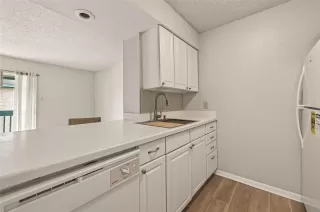 Photo #5: 8999521 Listing 